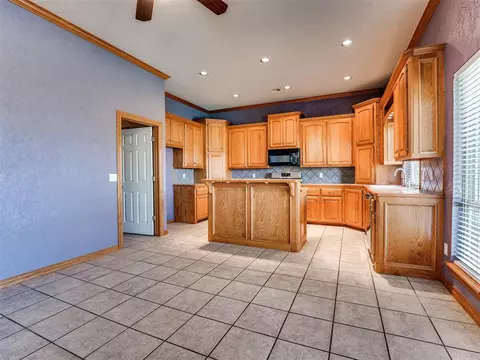 1901 Oak Dr, Moore, OK 73170 photo 15