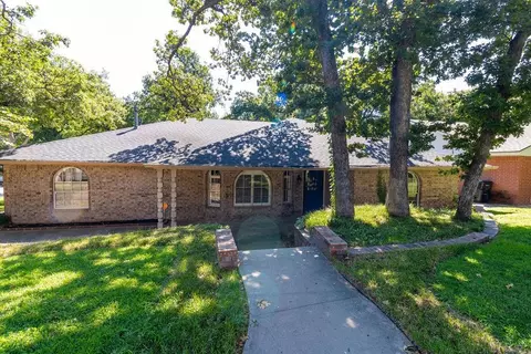 3128 N Briarwood Ave, Bethany, OK 73008
