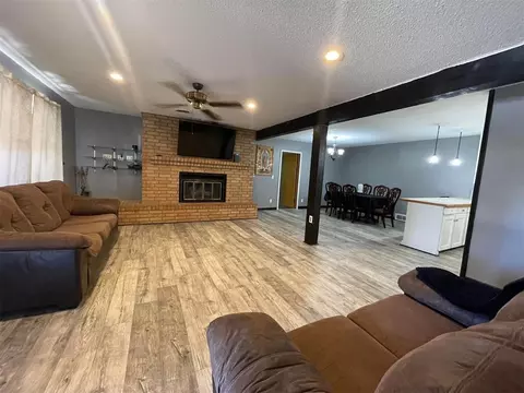 315 S Will Rogers St, Guymon, OK 73942 photo 4