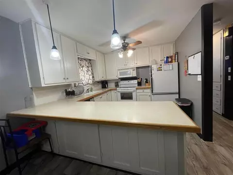 315 S Will Rogers St, Guymon, OK 73942 photo 8