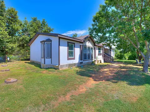 105 Shady Meadows Ct, Mcloud, OK 74851