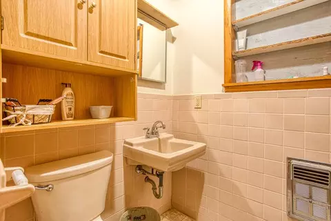 308 Williams St, Okeene, OK 73763 photo 5