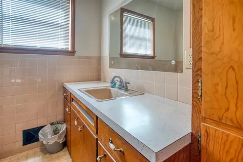 308 Williams St, Okeene, OK 73763 photo 28