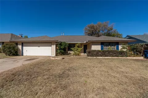 4729 NW 70th St, Oklahoma City, OK 73132