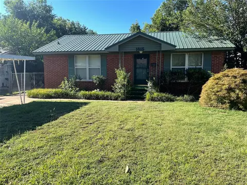 1815 Park Ave, Chickasha, OK 73018