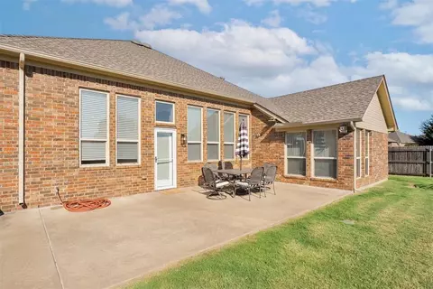 4133 Moorgate Cir, Norman, OK 73072 photo 38