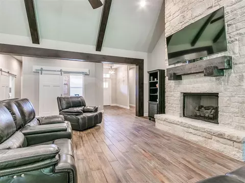 4100 Acoma Dr, Moore, OK 73160 photo 9