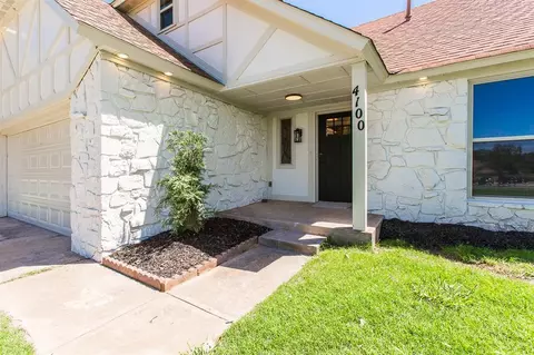 4100 Kings Ct, Oklahoma City, OK 73121