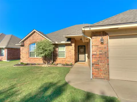 359 Tewksbury Ln, Blanchard, OK 73010