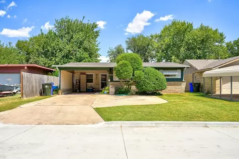 1305 Dorchester Dr, Norman, OK 73069