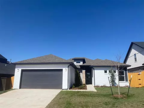 7401 NW 159th Ter, Edmond, OK 73013