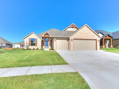 4613 Bermuda Dr, Mustang, OK 73064