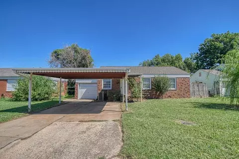 307 E Showalter Dr, Midwest City, OK 73110
