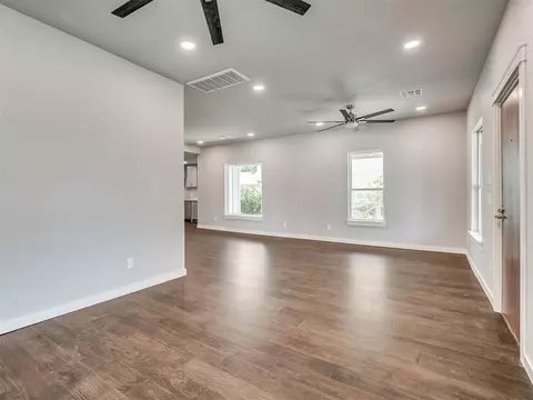 617 E Mansur Ave, Guthrie, OK 73044 photo 6