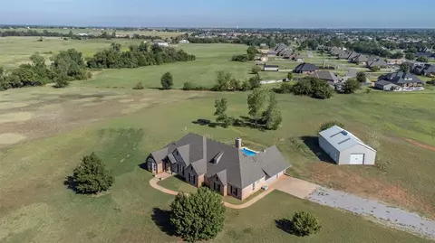 5312 Steeple Run Cir, Mustang, OK 73064