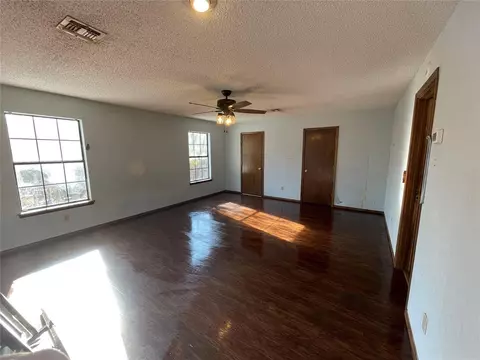21425 Eighth St, Hinton, OK 73047 photo 4