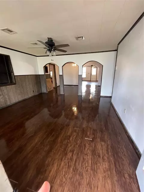 21425 Eighth St, Hinton, OK 73047 photo 7