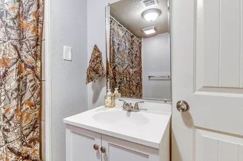 217 E Vilas Ave, Guthrie, OK 73044 photo 36