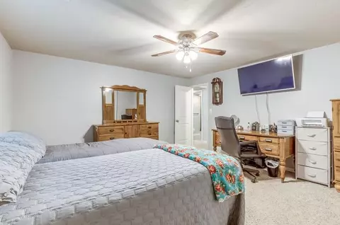 217 E Vilas Ave, Guthrie, OK 73044 photo 21