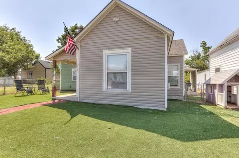 217 E Vilas Ave, Guthrie, OK 73044 photo 5