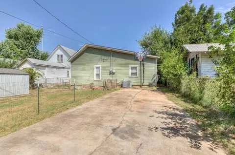 217 E Vilas Ave, Guthrie, OK 73044 photo 42