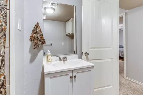 217 E Vilas Ave, Guthrie, OK 73044 photo 37