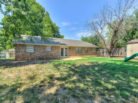 1704 Willow Brook St, Moore, OK 73160 photo 16