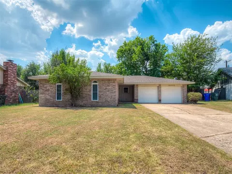 2212 Rogers Cir, Norman, OK 73071
