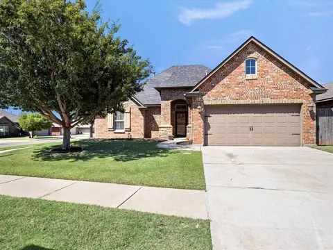 19109 Cottonwood Ct, Edmond, OK 73012