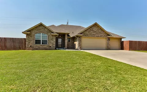 287 Hillside Dr, Harrah, OK 73045 photo 3