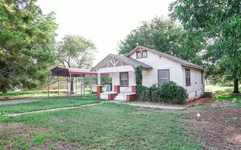 1301 N 5th St, Sayre, OK 73662