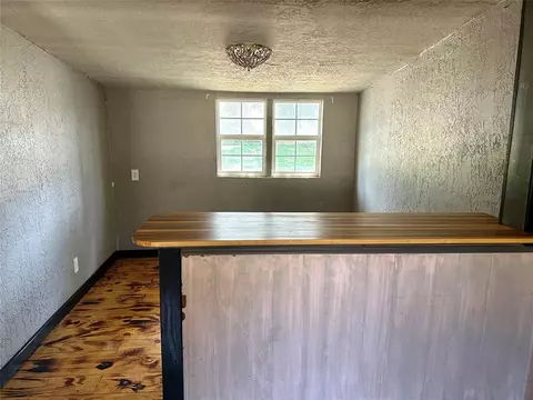 322 S 3rd St, Canute, OK 73626 photo 10