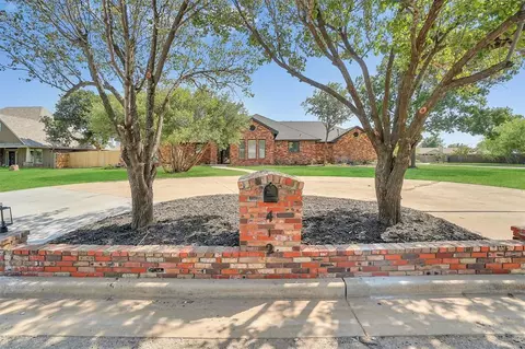 412 Pheasant Cir, Altus, OK 73521