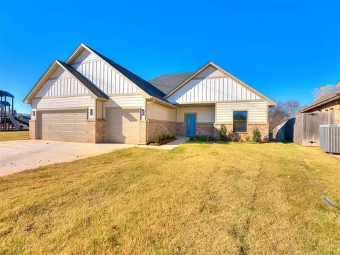 14513 N Toulon Ln, Yukon, OK 73099