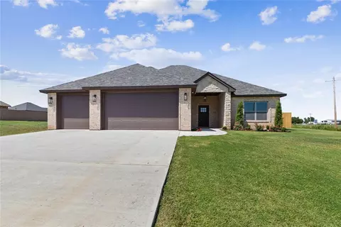 11971 NE Happy Hollow Rd, Elgin, OK 73538