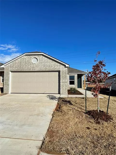 12101 SW 31 St, Yukon, OK 73099