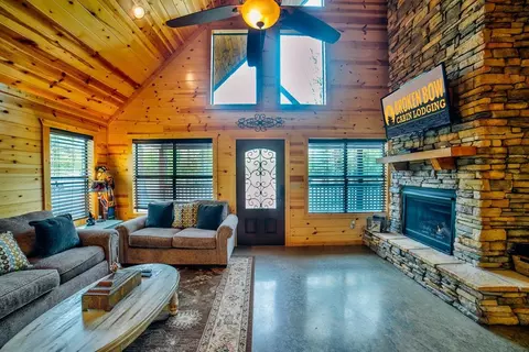 604 Bass Rd, Broken Bow, OK 74728 photo 8