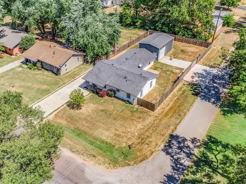 218 S Main Ave, Washington, OK 73093