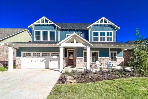 1716 Campus Corner Pl, Edmond, OK 73034