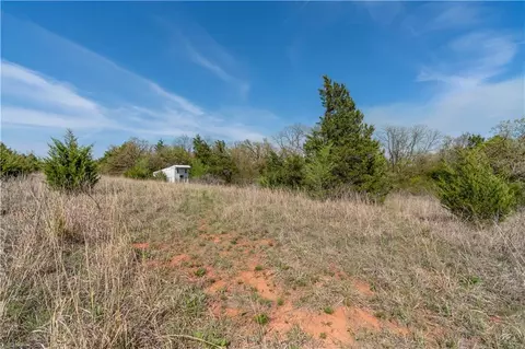 5350 Kiamichi Ln, Guthrie, OK 73044