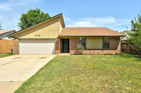 1005 W Gladys Way, Mustang, OK 73064
