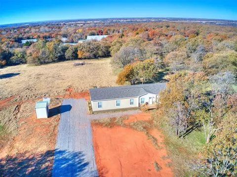 19191 Anderson Ln, Lindsay, OK 73052