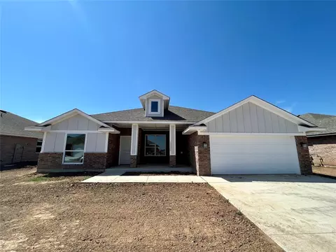 948 SE 17th St, Newcastle, OK 73065