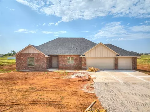 28894 Triple Crown Pl, Cashion, OK 73016
