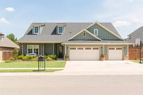4524 Green Country Rd, Edmond, OK 73034