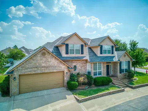 1812 NW 167th St, Edmond, OK 73012