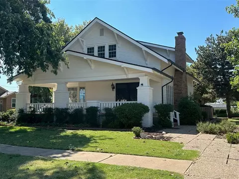 301 S 2nd St, Okarche, OK 73762