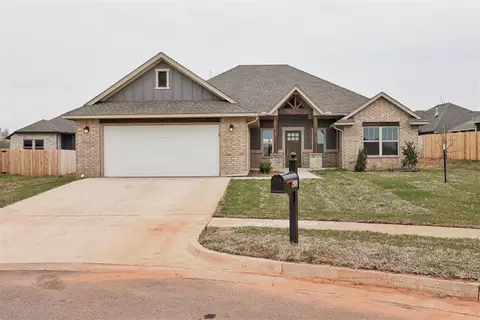 2909 SE 23rd Cir, Moore, OK 73160