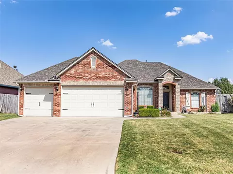 4220 Lamar Dr, Del City, OK 73115