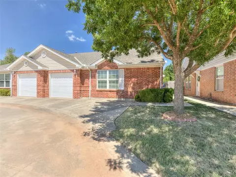 2024 SE 24th Ave, Norman, OK 73071